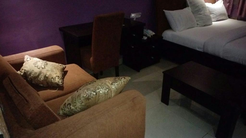 Ben Auto Hotel Lagos Eksteriør billede
