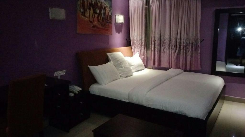 Ben Auto Hotel Lagos Eksteriør billede
